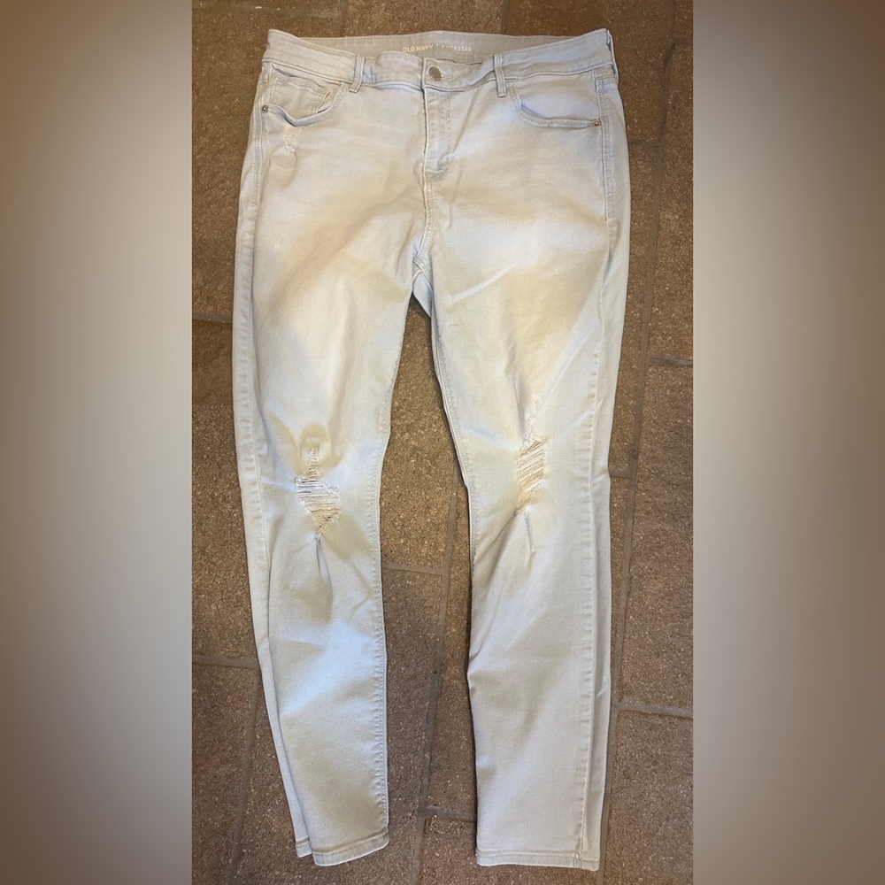 Old Navy Mid Rise Rockstar skinny jeans, distressed size 14